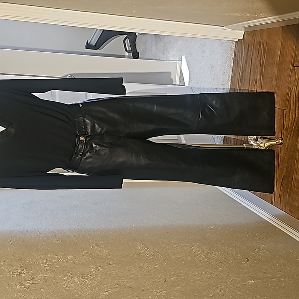 ST JOHN SPORT Leather pants
